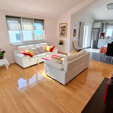 Apartment More Апартаменты Трогир