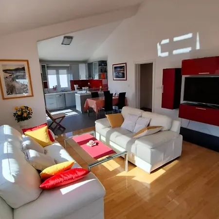 شقة Apartment More تروغير