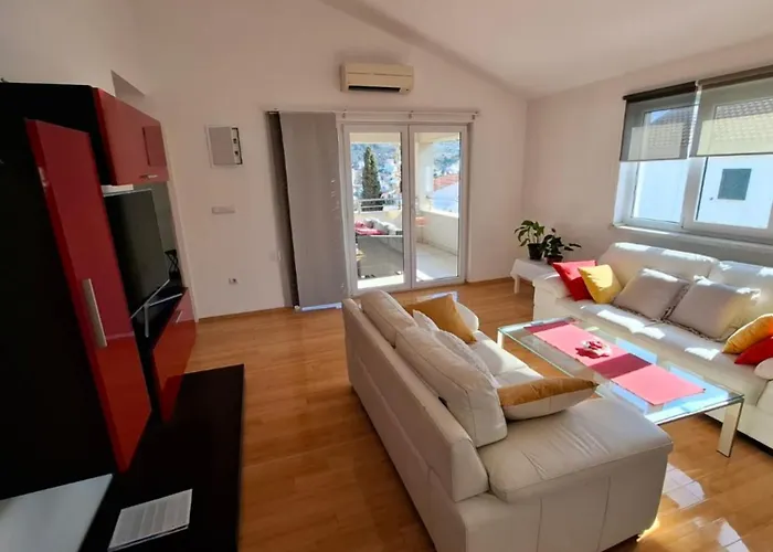 Апартаменти Apartment More