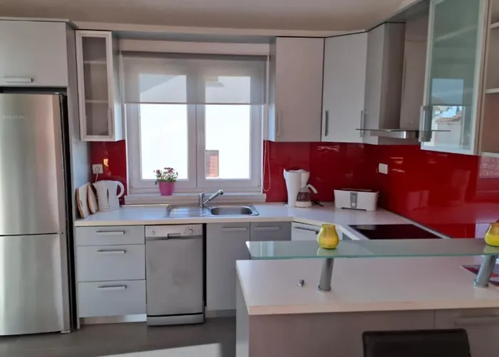 Apartment More * Трогір